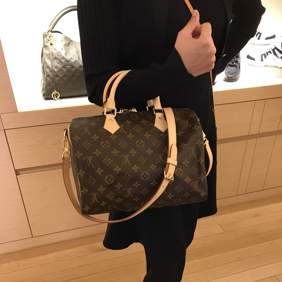 Louis Vuitton Speedy Bandoulière 30 Bag